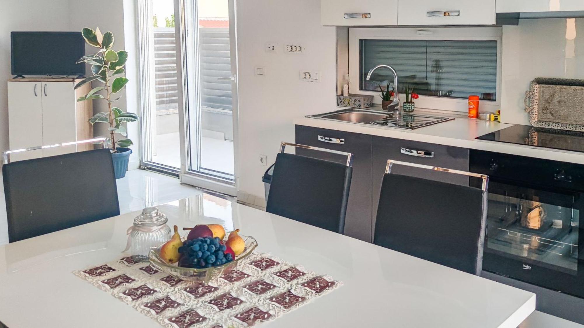 Km Exclusive Apartments Задар Экстерьер фото